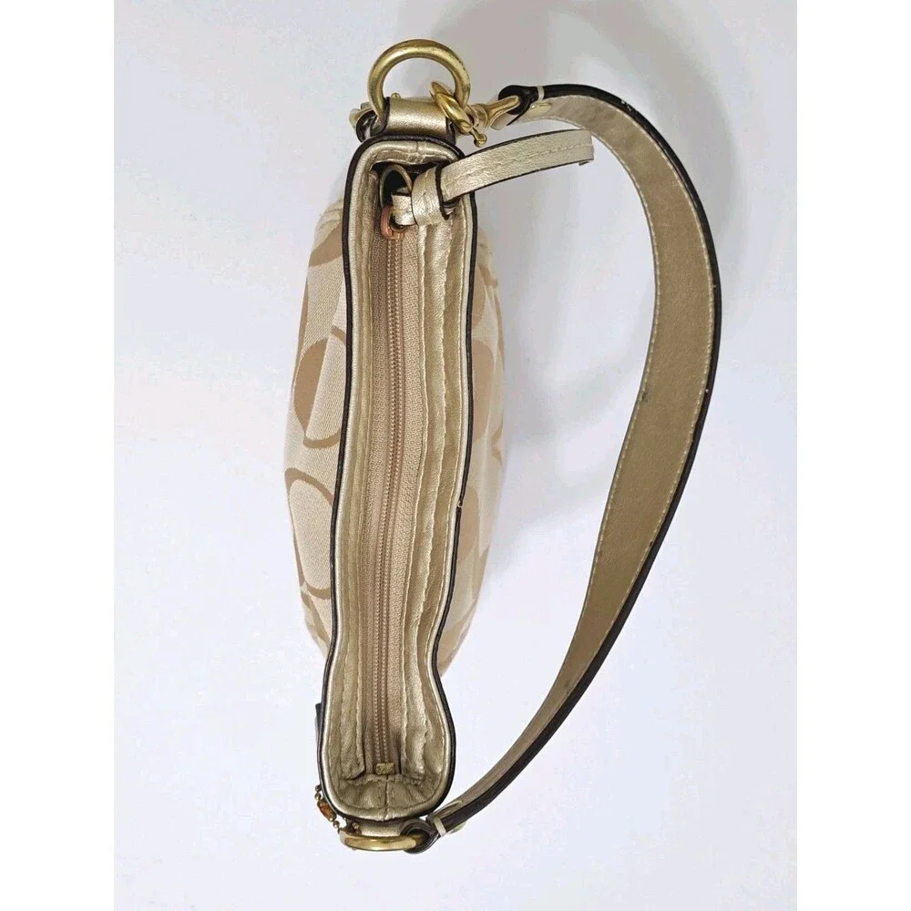 Coach Mini Zoe Vintage Hobo Shoulder Hand Bag 41856 Gold Chapagne Vintage